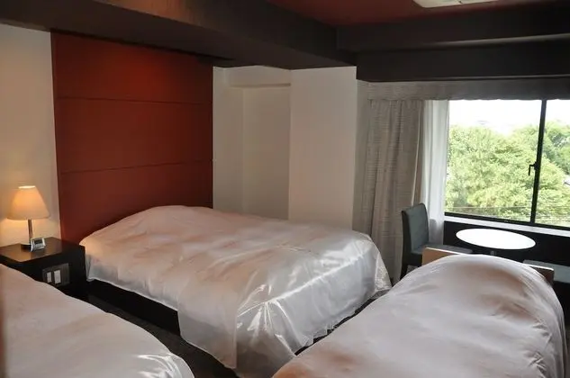 Üç Kişilik Oda, Sigara İçilmez (Twin Room with 1 Extra Bed)