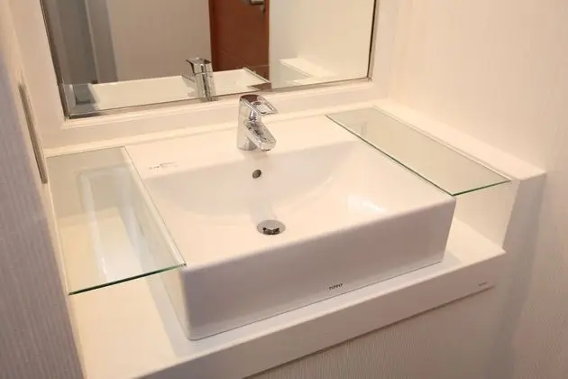 Üç Kişilik Oda, Sigara İçilmez (Twin Room with 1 Extra Bed)