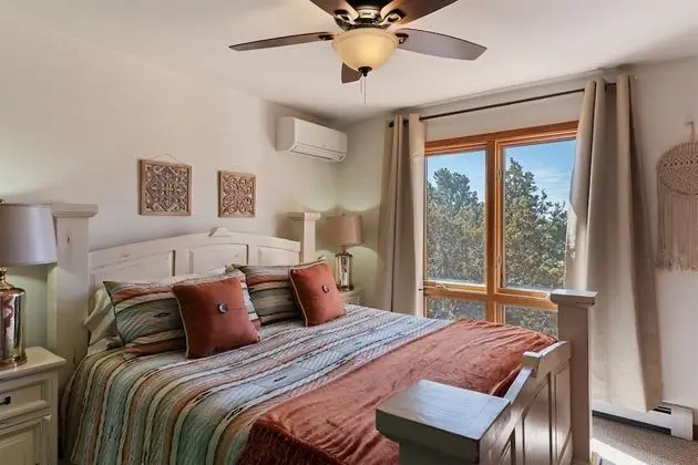 Ev (Sunlit Pines - Tucked in the Trees, P)