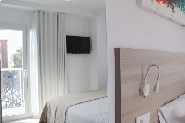 Deluxe Tek Büyük veya İki Ayrı Yataklı Oda