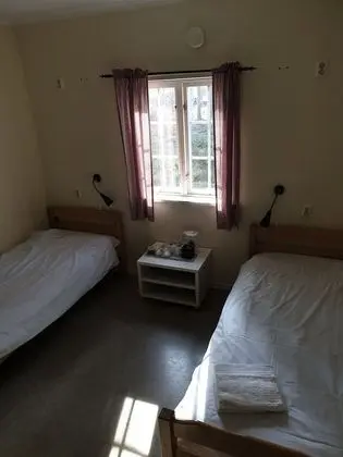 Tek Büyük veya İki Ayrı Yataklı Oda