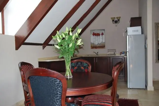 Çatı Katı Süiti (Penthouse)