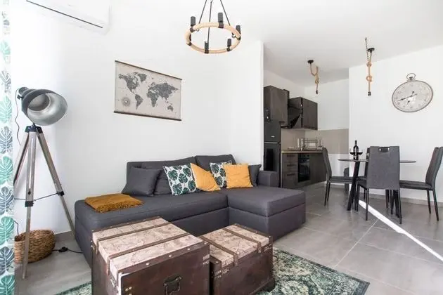 Apart Daire (Sunny - 100 m from sea - A1(2+1))