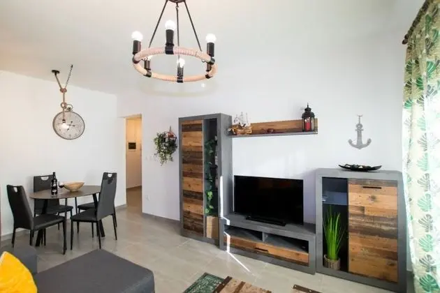 Apart Daire (Sunny - 100 m from sea - A1(2+1))