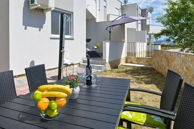 Deluxe Apart Daire, 2 Yatak Odası, Kişiye Özel Havuzlu, Deniz Manzaralı