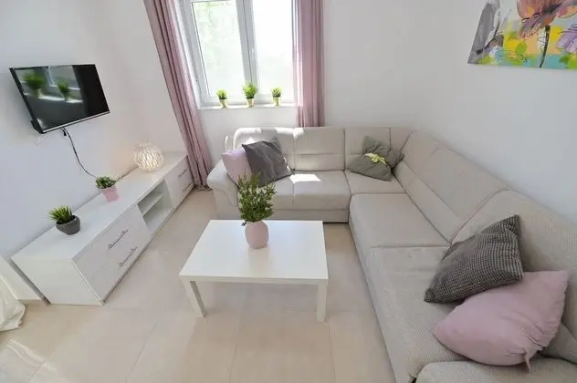 Deluxe Apart Daire, 2 Yatak Odası, Kişiye Özel Havuzlu, Deniz Manzaralı