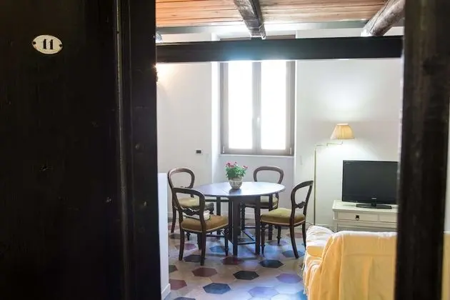 Apart Daire, 2 Yatak Odası, Mutfak