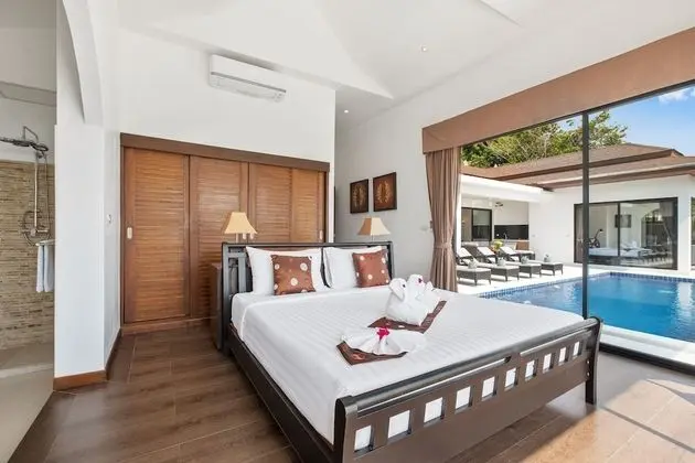 4-Bedroom Villa with Private Pool