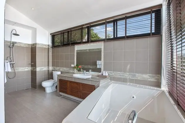 4-Bedroom Villa with Private Pool