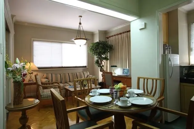 Corner Suite