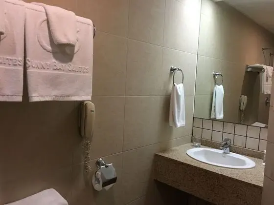 Corner Suite