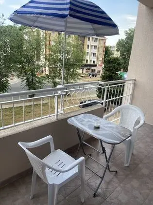 Stüdyo, 1 Büyük (Queen) Boy Yatak ve Çekyat