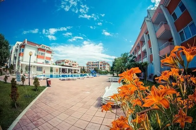 Stüdyo, 1 Büyük (Queen) Boy Yatak ve Çekyat