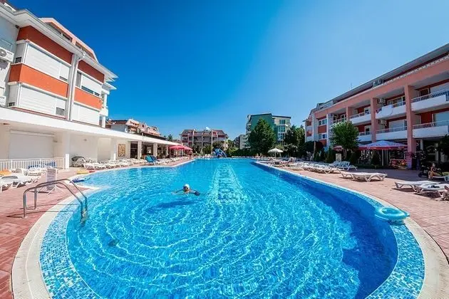 Stüdyo, 1 Büyük (Queen) Boy Yatak ve Çekyat