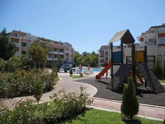 Stüdyo, 1 Büyük (Queen) Boy Yatak ve Çekyat