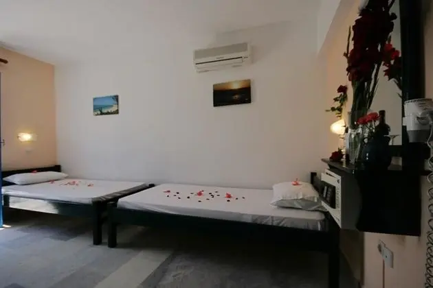 Apart Daire, 2 Yatak Odası, Bahçe Manzaralı