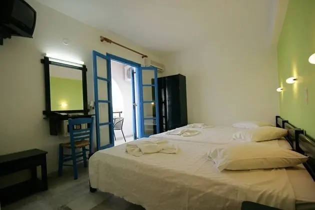 Üç Kişilik Oda