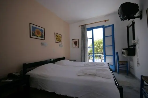 Üç Kişilik Oda