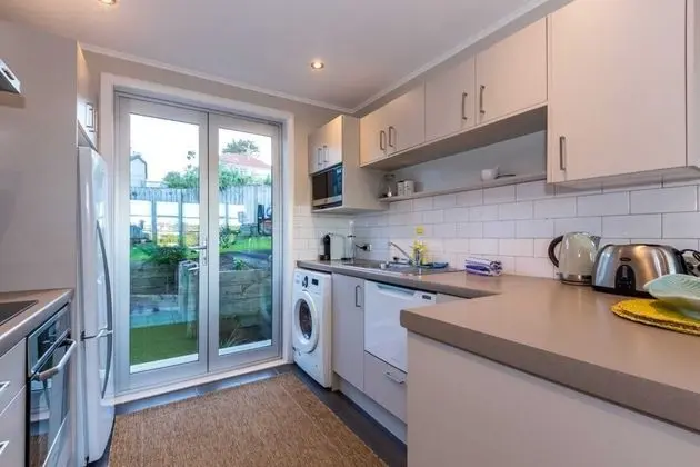 Ev (2 Bedrooms)