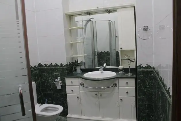 Economy İki Ayrı Yataklı Oda, Ortak Banyo