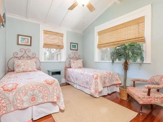 Ev, Birden Çok Yatak, Mutfak, Bahçe Manzaralı