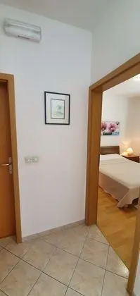 Apart Daire, Balkon, Havuz Manzaralı