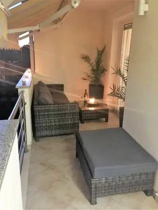 Luxury Apart Daire, Havuz Manzaralı