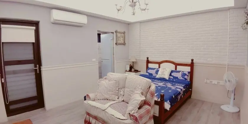 Standard Tek Büyük Yataklı Oda (Sky Blue)
