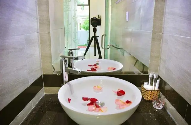 Deluxe Tek Büyük veya İki Ayrı Yataklı Oda