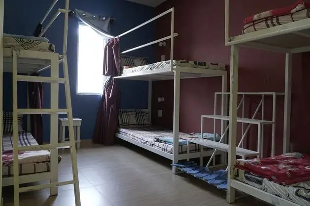 Basic Ortak Ranzalı Oda (3-Bunk-Bed)