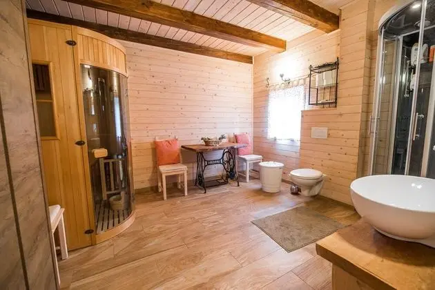 Family Ev (Two bedroom holiday home)