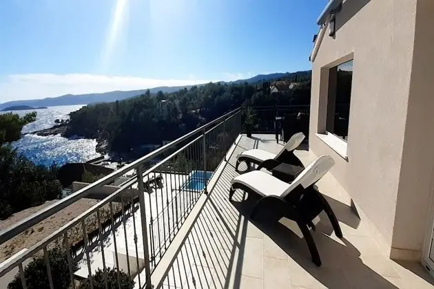 Apart Daire (Sunny Hvar 2 - with pool - A4(2+2))