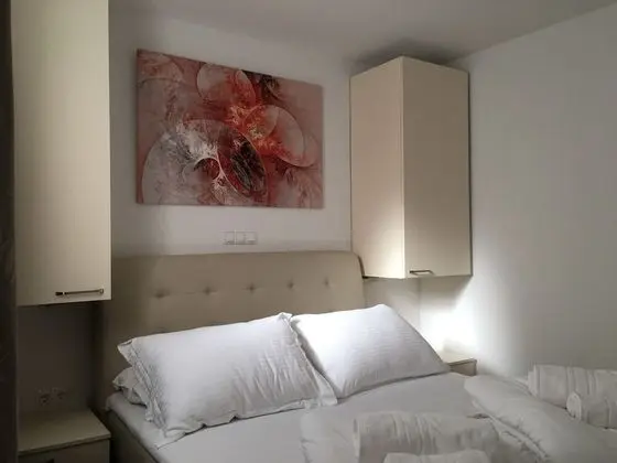 Apart Daire (Sunny Hvar - with pool - A1(2))