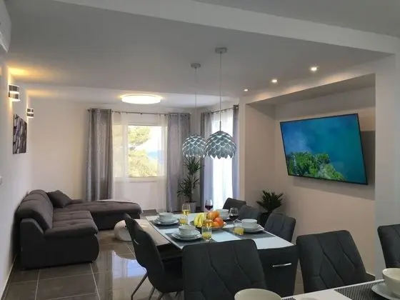 Apart Daire (Sunny Hvar - with pool - A2(4+1))