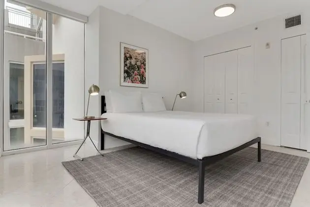 2 Bed 2 Bath Apartment