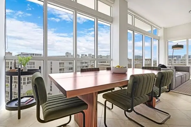 3 Bed 2 Bath Apartment