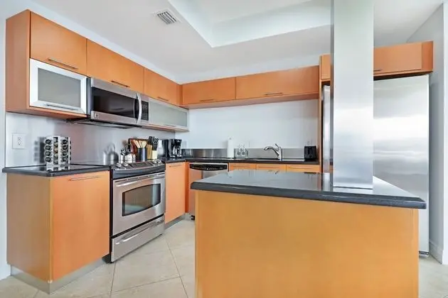 3 Bed 2 Bath Apartment