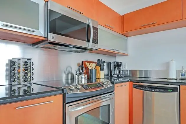 3 Bed 2 Bath Apartment