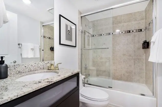 3 Bed 2 Bath Apartment