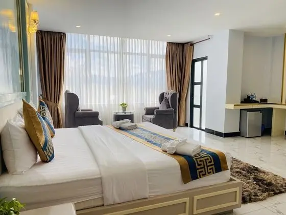 Deluxe Tek Büyük Yataklı Oda