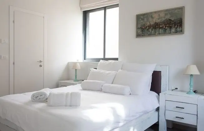 Sunny Apartments #6 - Luxury 2BR @City Center