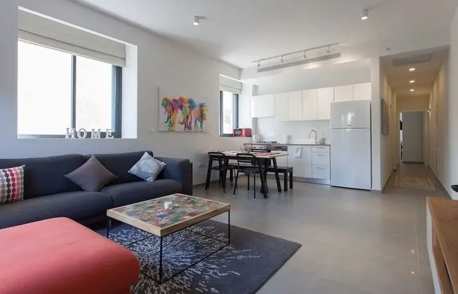 Sunny Apartments #6 - Luxury 2BR @City Center
