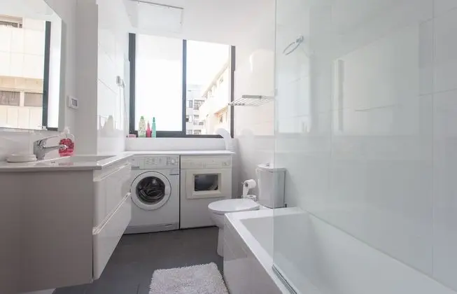 Sunny Apartments #6 - Luxury 2BR @City Center