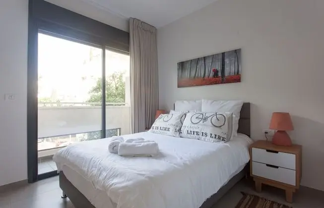 Sunny Apartments #7 - Luxury 2BR @City Center