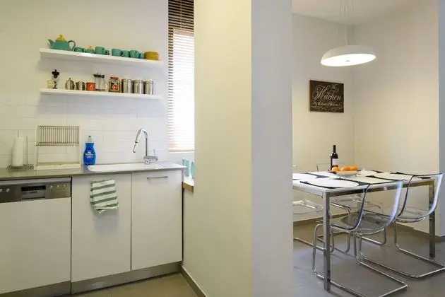 Sunny Apartments #7 - Luxury 2BR @City Center