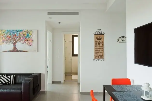 Sunny Apartments #9 - Luxury 2BR @City Center
