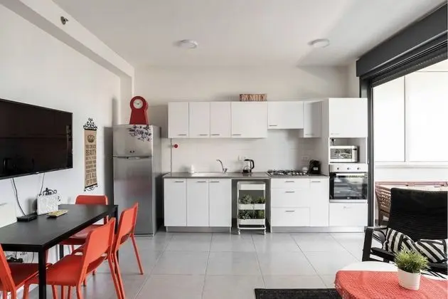 Sunny Apartments #9 - Luxury 2BR @City Center
