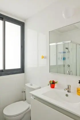 Sunny Apartments #9 - Luxury 2BR @City Center