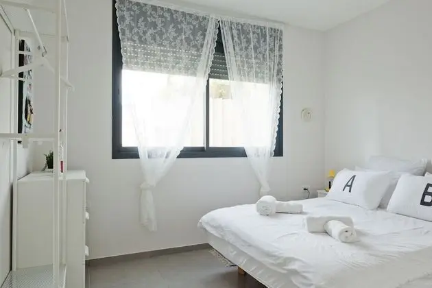 Sunny Apartments #9 - Luxury 2BR @City Center