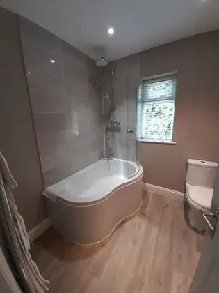 Tek Büyük Yataklı Oda, Banyolu/Duşlu, Bahçe Manzaralı